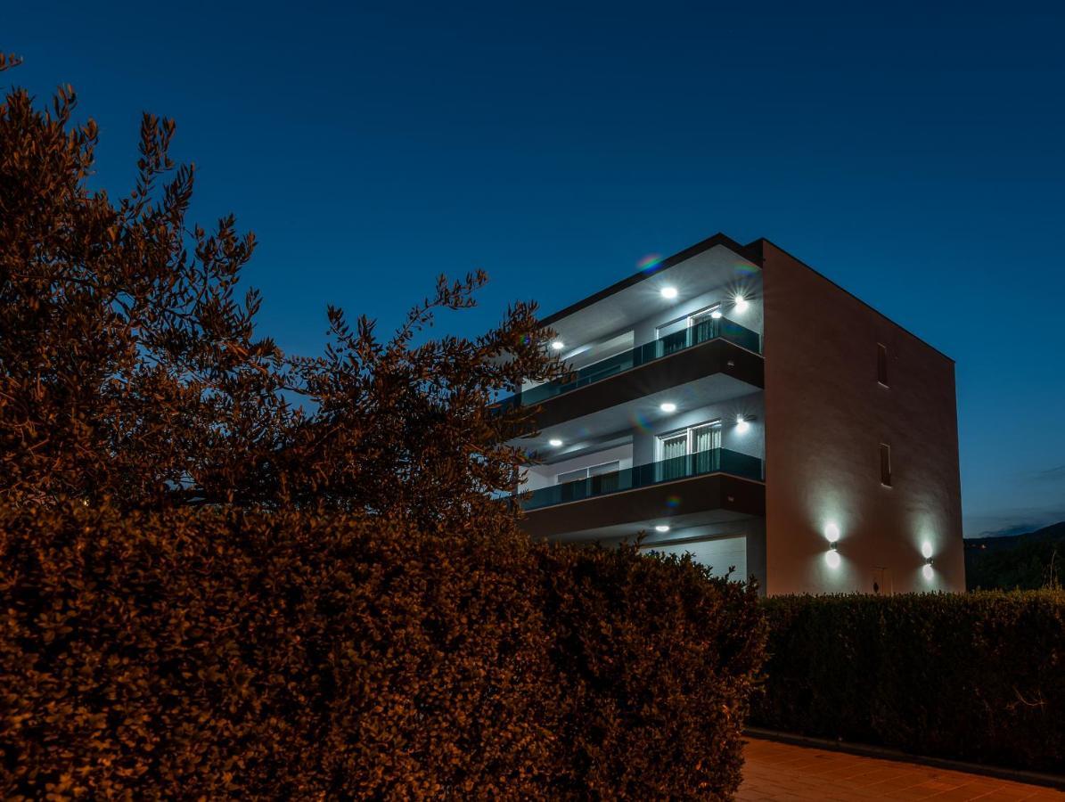 Villa Dalmata Trogir Bagian luar foto