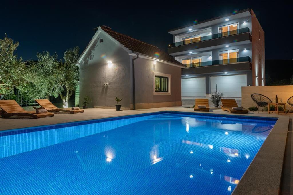 Villa Dalmata Trogir Bagian luar foto